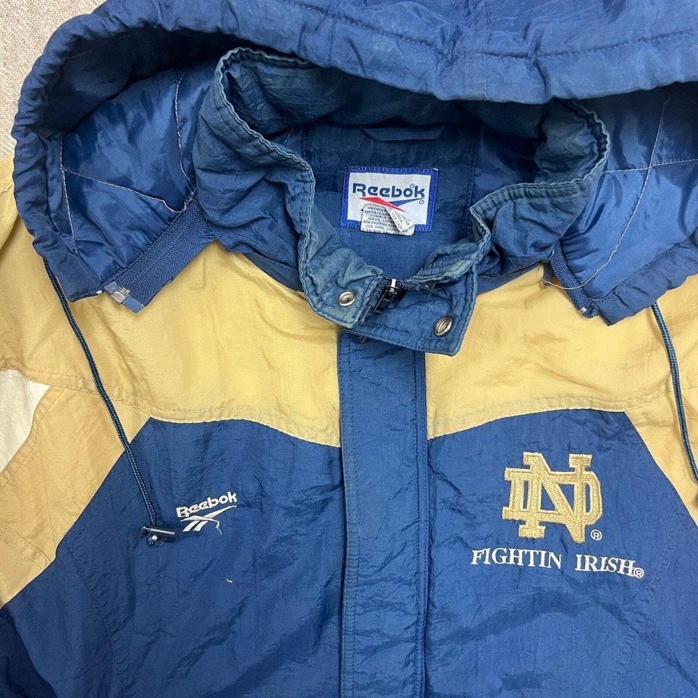 Vintage Notre Dame Fightin Irish Jacket Mens Large Blue 1990s Reebok NCAA - Picture 2 of 9